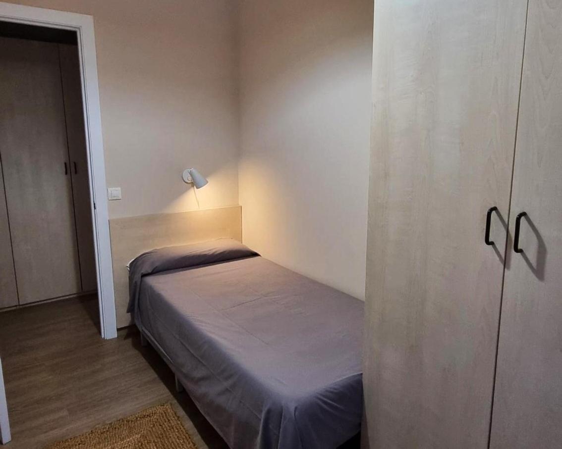 Residencia Universitaria Resa Damia Bonet Valensiya Dış mekan fotoğraf